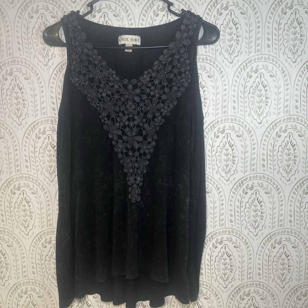 Knox Rose Womens Size Small Black Open Shoulder Floral Crochet V Neck Soft Rayon